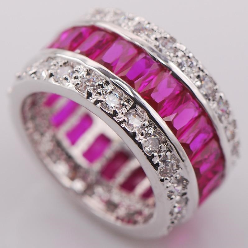 Розовый сапфир кольца